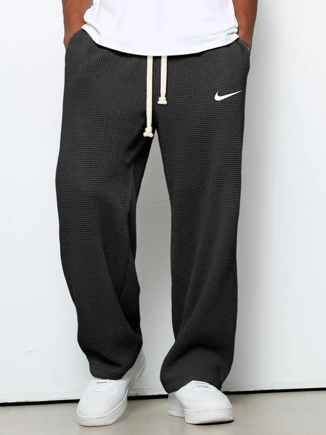 nike – casual sports textured trousers nike – casual sports textured trousers